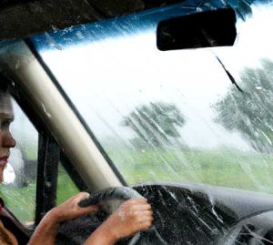 Women are better when driving in bad weather